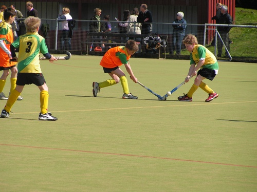 MINIS TOURNAMENT @ DEREHAM - 19TH APRIL 2009 - photo 49 (pictures\pict0197.jpg)